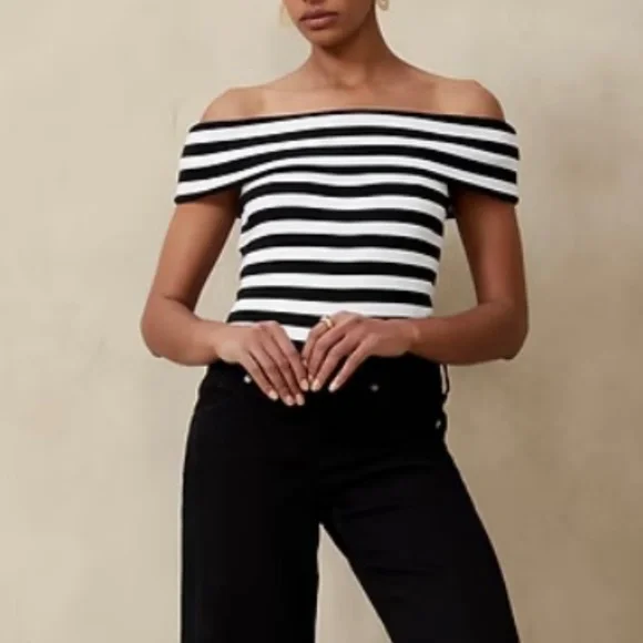 Banana Republic Blue White M Off-Shoulder Ribbed Top Coastal Cottagecore - Picture 2 of 7